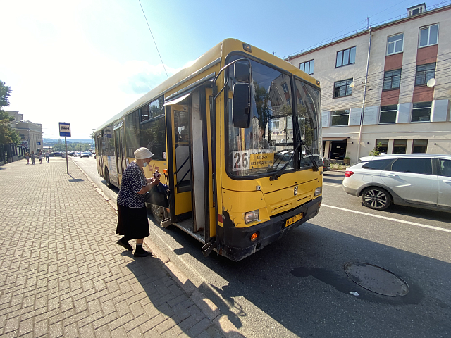 На каких автобусных маршрутах Ижевска действует льготный проезд